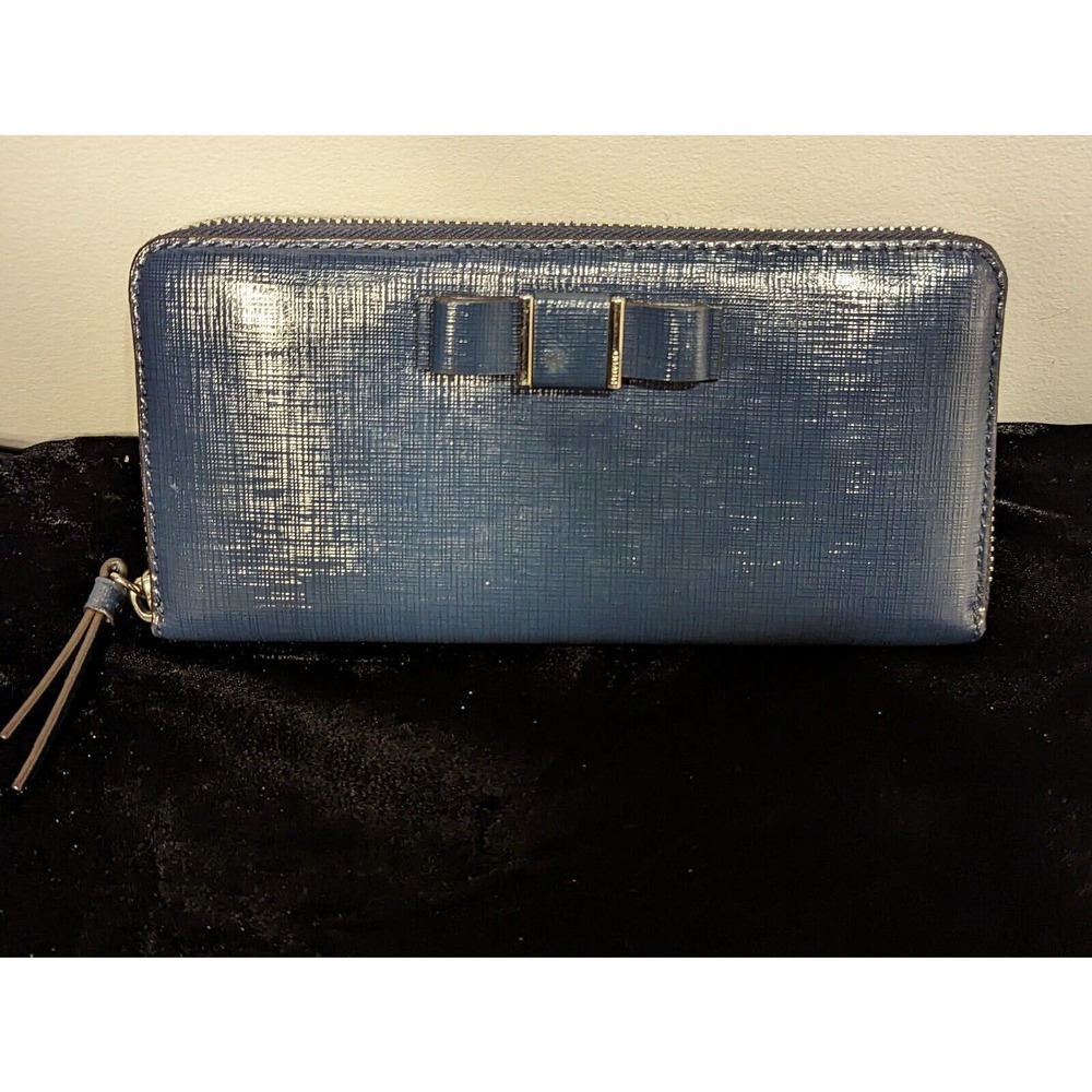 COACH Darcy Patent Leather Navy Wallet with Bow Accordion Zip Around F52172